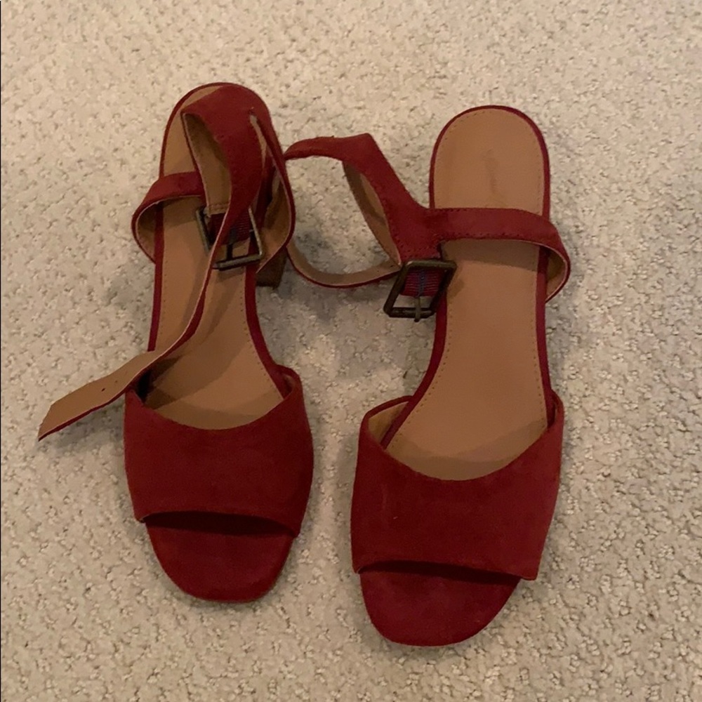 NWOT Dark Red Chunky Heels